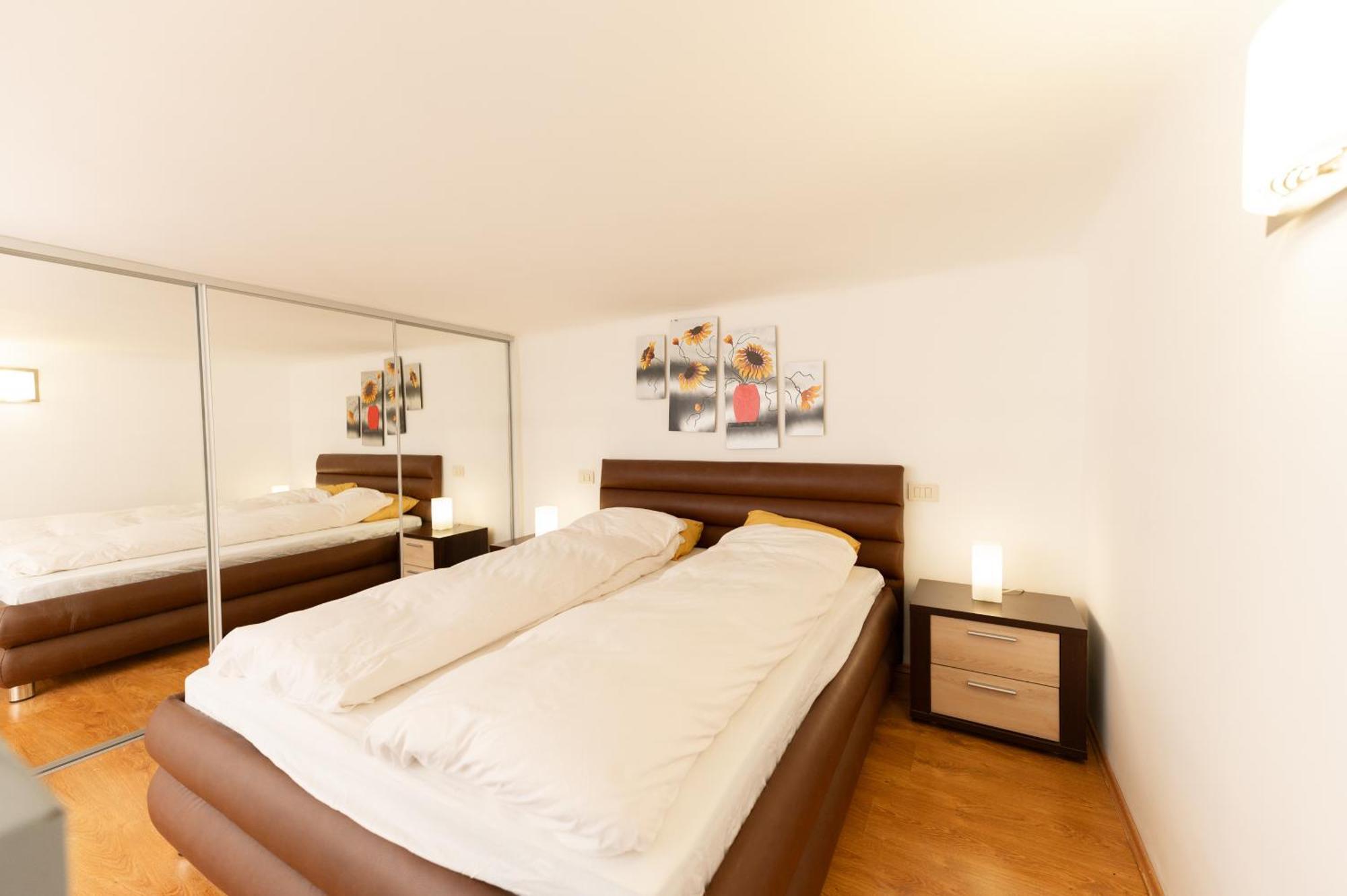 Apartamento Danube Dwelling Akacfa 41 Budapest Exterior foto