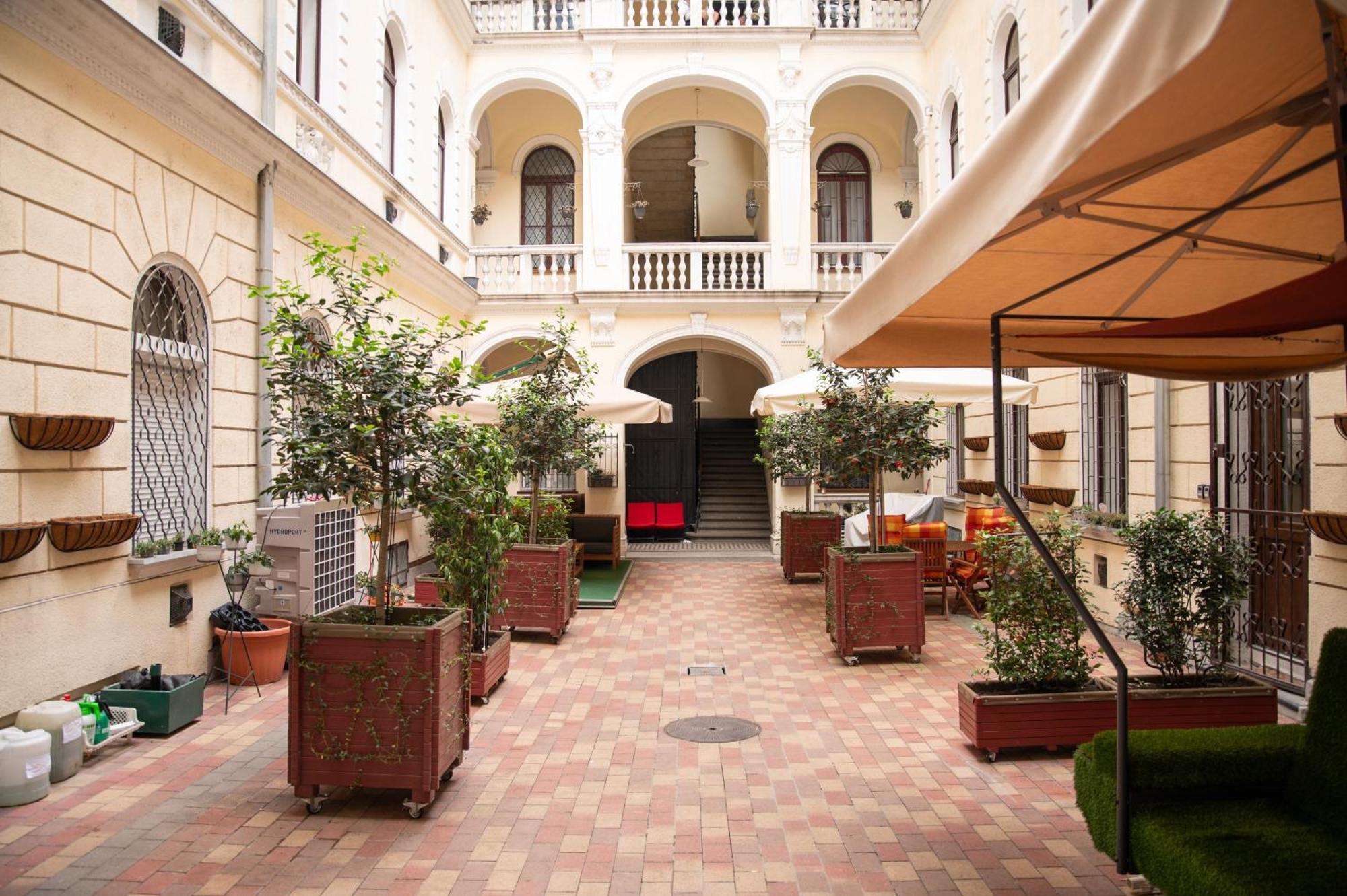 Apartamento Danube Dwelling Akacfa 41 Budapest Exterior foto